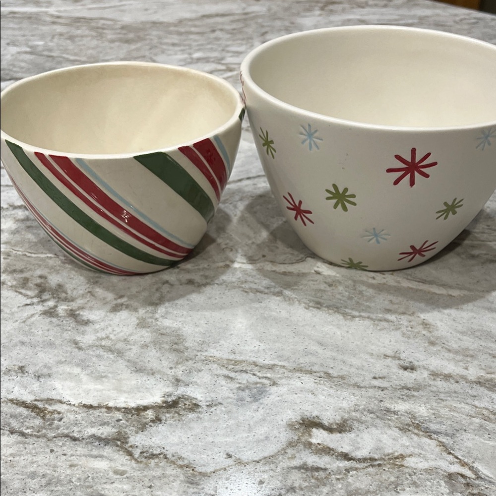 Hallmark Festive Striped and Star  Bowls chips dip